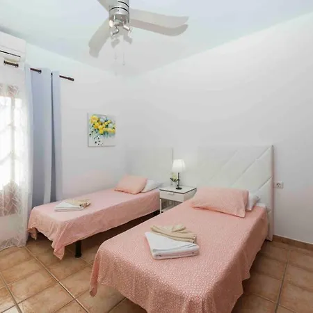 Pola Marinas פלאיה בלנקה